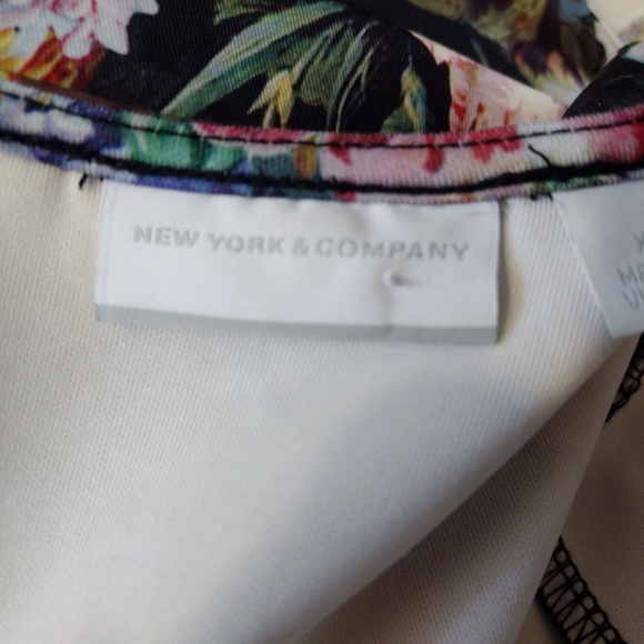 ⭐SOLD⭐New York & Company Floral Sheath Dress - Picture 4 of 4